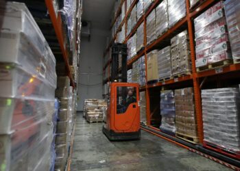 物流巨头Lineage在2024年最大IPO中筹集44.4亿美元