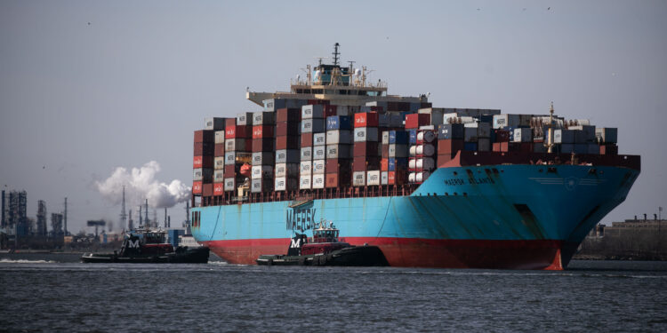 Maersk Ditches Suez Canal Route, Pushes Forward with Gemini Launch Plan