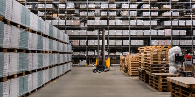 黑石收购11亿欧元仓储基金的多数股份