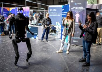 苹果探索机器人技术 寻找超越iPhone的生命