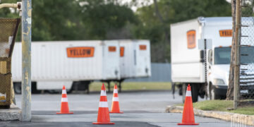 Yellow Corp.将罢免工会首席，力图制止涉嫌《WARN法案》违规行为