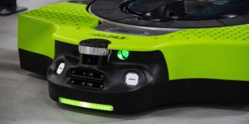 亚马逊大规模机器人推广内幕：一场利益攸关的重大劳动力实验