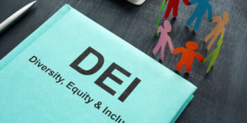 多样性、公平性与包容性（DEI）在商业成功中继续发挥重要作用