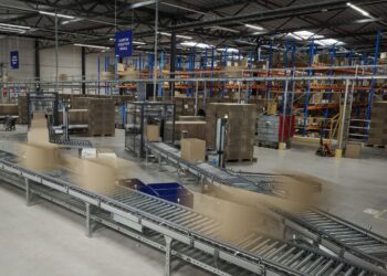 仓库自动化助力产出翻倍增至四倍