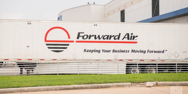 投资者呼吁Forward Air考虑出售的声音日益高涨