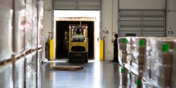 Flexport最新裁员：2%的员工遭削减，如何应对挑战与机遇？