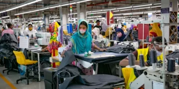 “服装公司为何青睐供应商评分卡：提升合作与质量管理的关键”