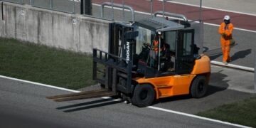 BCG、麦肯锡、德勤三大咨询巨头同时发声：2026年董事会正在用四大铁律重塑供应链韧性与成本的战略平衡