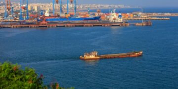 印度内陆航运政策反转：对供应链及转船业务的深远影响