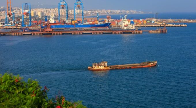 印度内陆航运政策反转：对供应链及转船业务的深远影响