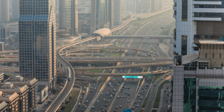 GCC Digital Transformation Reshapes Logistics: $86.32B Market by 2026