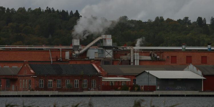 73项新规落地！中国工业产品碳足迹核算标准体系加速成型，13大行业迎来供应链绿色重构临界点