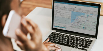 Real-Time Tracking Integration: How HERE + Siemens AX4 Reshapes Supply Chain Visibility