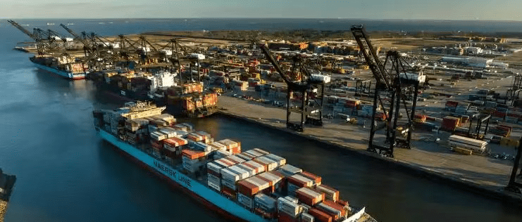 2026跨境物流‘五维韧性模型’成型:海运压舱、空运提速、铁路扩能、公路破局、海外仓定鼎