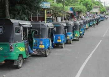 红海危机下的战略突围：海湾三国重构物流地缘版图