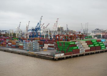 China Threatens Mexico with 50% Tariffs Over Trade Barriers