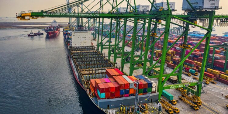 The Factory to the Factories: How China’s Intermediate Goods Surge Is Reshaping Global Supply Chain Geometry