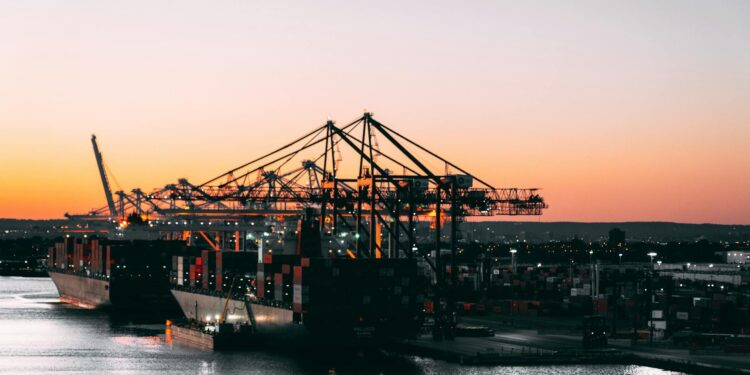 Maersk’s Last-Mile Gambit: How a Container Giant Is Rewriting Global Parcel Economics