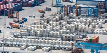 AAT获IATA环境认证：绿色供应链实践减排33%，加速全球空运枢纽ESG转型