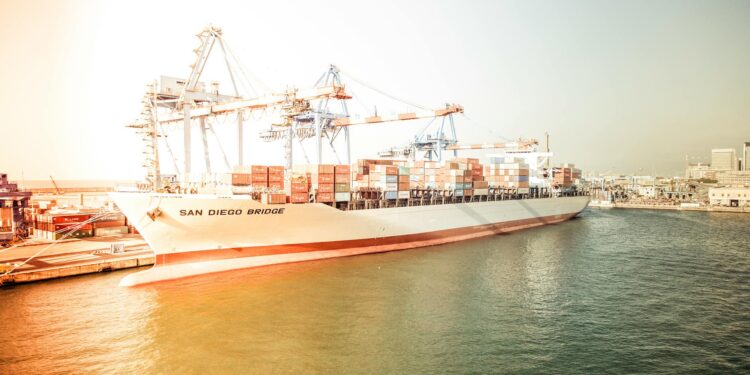 UAE and Saudi Arabia Forge New Trade Corridor Amid Strait of Hormuz Supply Chain Crisis