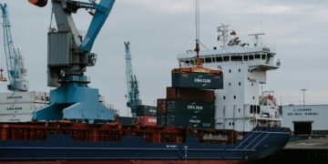 可口可乐在南非支撑87000个供应链岗位：本土化采购与价值链辐射效应深度解析