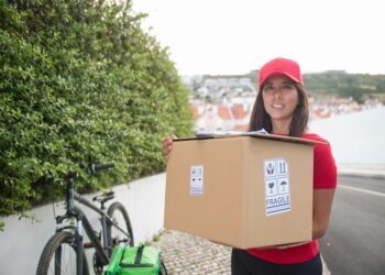 数据驱动优化重塑最后一公里交付：SPO框架提升效率约5%