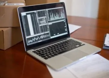 IFS Acquires Softeon: Integrating 20+ Years of WMS into AI-Driven Supply Chain Execution