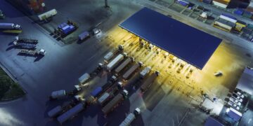 决策中心型架构：供应链从救火模式迈向韧性引擎的范式革命