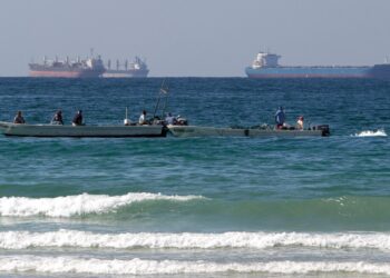 The Wide-Ranging Impact of the Iran War on Global Supply Chains: Pharmaceuticals, Chips, and Fertilizers