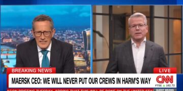 马士基 10 艘货轮被困霍尔木兹海峡：2026 年全球航运中断深度推演