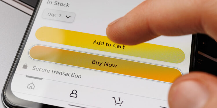 平台开放与仓配重构：亚马逊与沃尔玛的供应链双轨战略深度解码