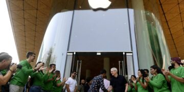 印度跃升为苹果全球制造新引擎：25% iPhone产自本土，供应链地缘重构进入深水区