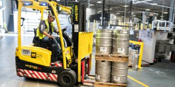 The Global Warehouse Robotics Market: A Decade-Long Growth Trajectory from $1.8B to $6.6B