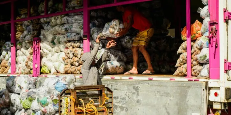 Autonomous Trucking Economic Impact: $9B Consumer Savings and $70B GDP Contribution by 2035