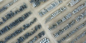 Supply Chain Resilience: The Rise of Trailer Storage in a Volatile Market