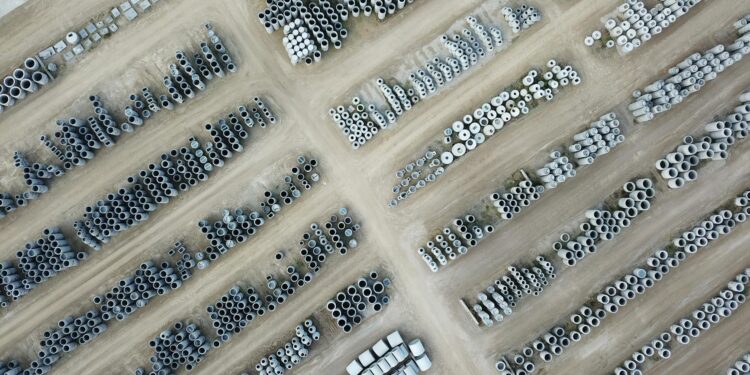 Supply Chain Resilience: The Rise of Trailer Storage in a Volatile Market