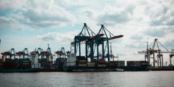 IEEPA Tariff Ruling: $166B Refund Scramble Reshapes US-Mexico Supply Chains