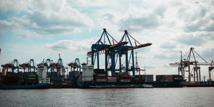 IEEPA Tariff Ruling: $166B Refund Scramble Reshapes US-Mexico Supply Chains