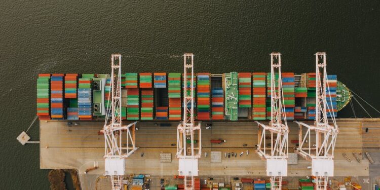 Top 10 Supply Chain SaaS Platforms: Market Share & Real-World Fit