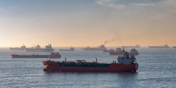 霍尔木兹海峡危机升级：中国紧急呼吁护航，全球能源供应链遭遇系统性断点