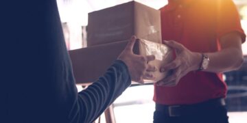 履约成本飙升20%+，零售供应链正经历价值重构临界点