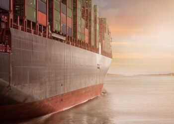 中国海运货运市场爆发式增长：6.95% CAGR背后的智能升级、绿色转型与全球供应链重构