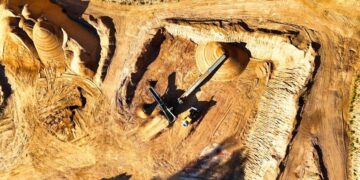 印尼镍业十字路口：EV电池战略面临技术替代与价值链断裂双重挑战