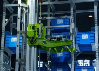 AI数据中心建设带动贸易融资激增：北美供应链金融需求五年翻倍