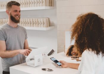 2026年全球十大SaaS供应链管理软件榜单发布：ComplianceQuest位列第一