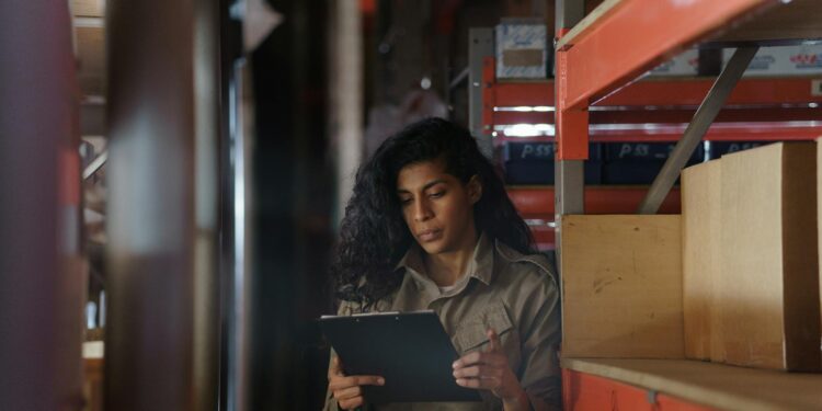 Gartner 2026报告：AI驱动的物流数据审计如何创造万亿美元竞争优势