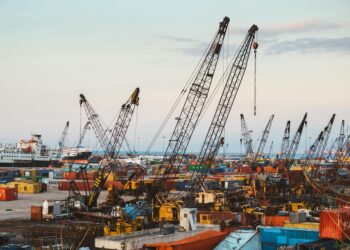 中东转向亚洲:供应链战略转型的深度解析