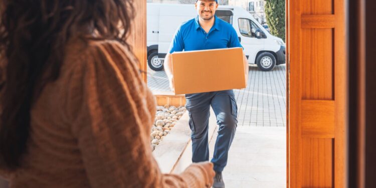 FedEx联手OneRail进军当日达：接入1000+承运商，覆盖两小时/日终配送