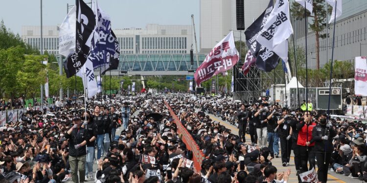 三星芯片厂夜班产能下滑58.1%,供应链信任承压