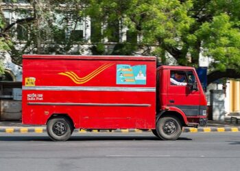India Post & DTDC Pact Leverages 164,000 Post Offices for E-commerce Logistics